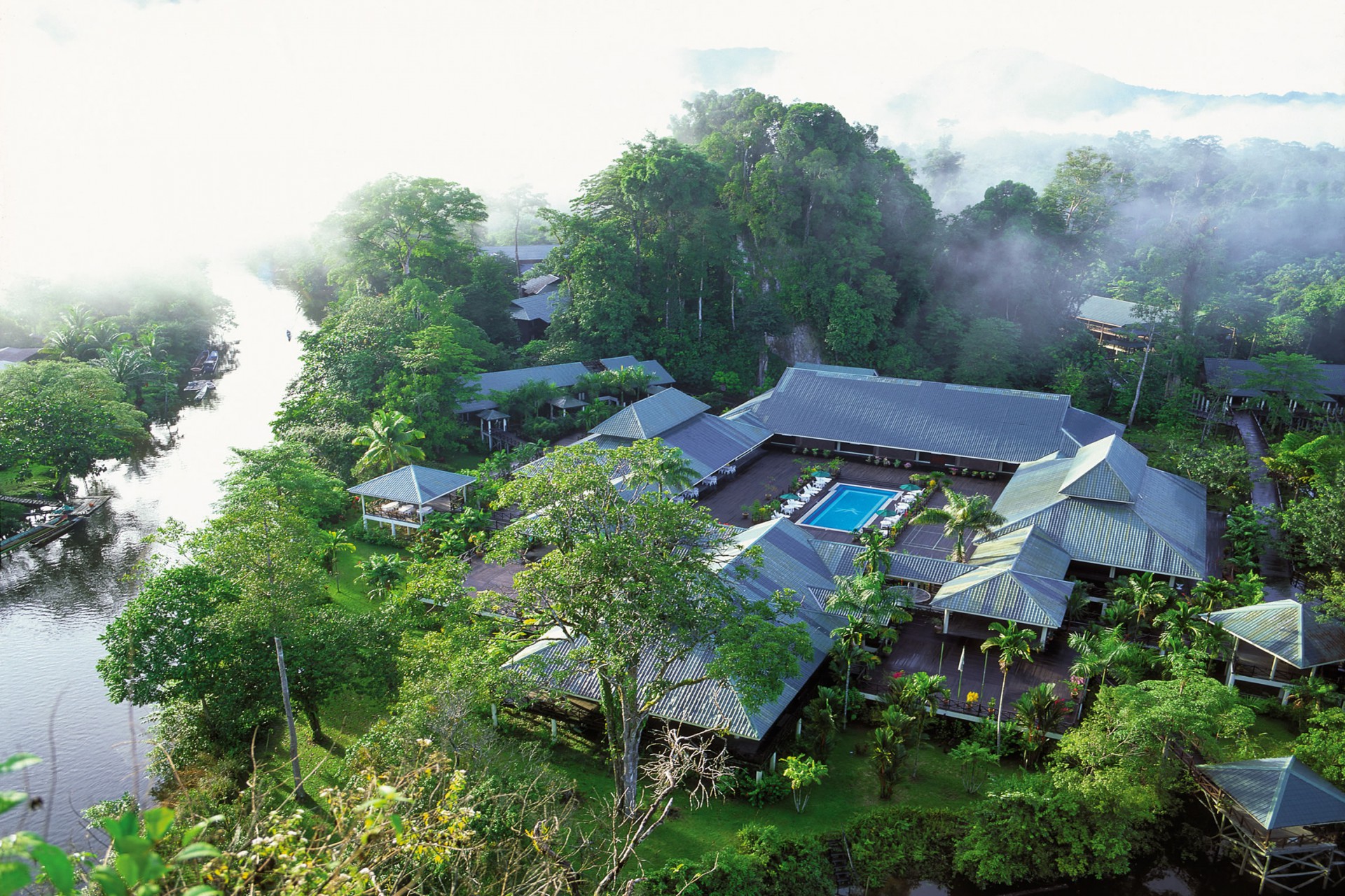 Mulu Marriott Resort & Spa - Reef and Rainforest Tours